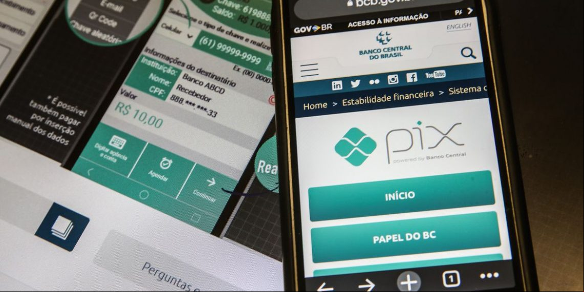 Pix bate recorde e supera 200 milhões de transações em um dia